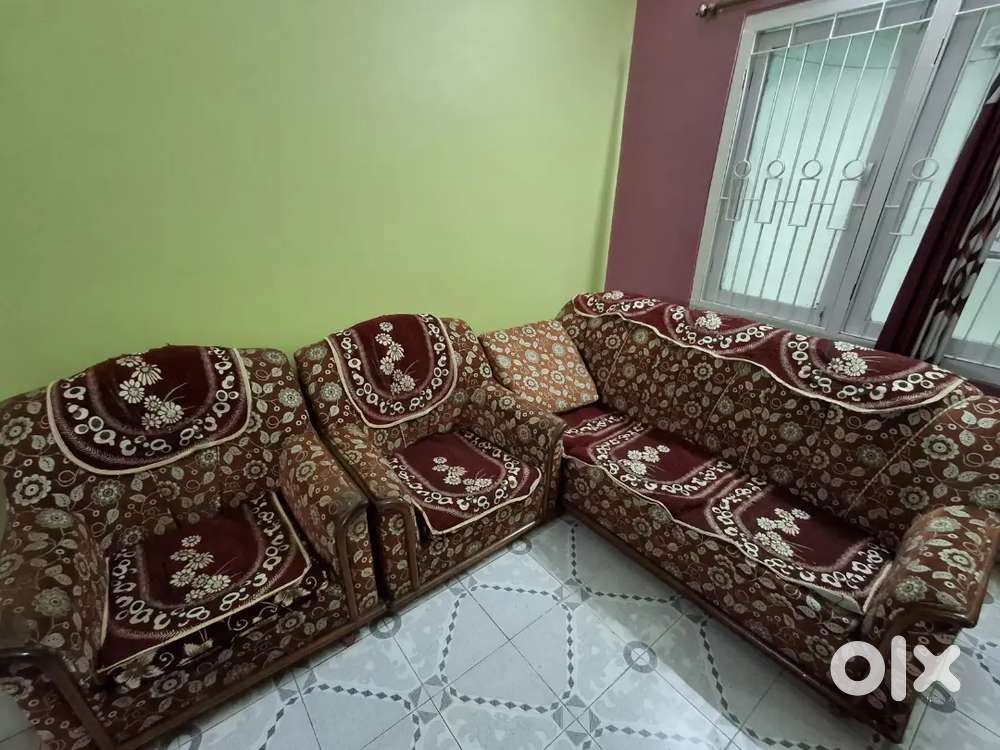 5 seater sofa