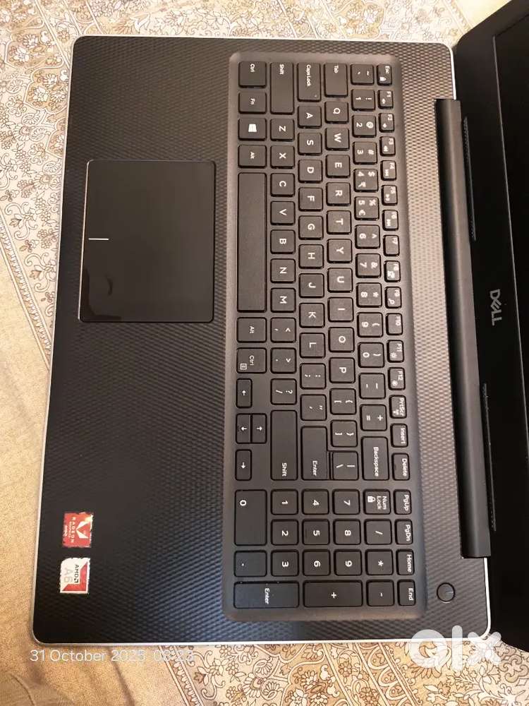 DELL LAPTOP 6 MONTH USED ONLY