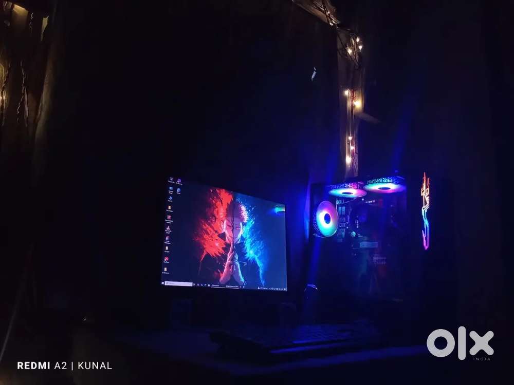 Cabinet with 3 argb fan 1none argb fan in good condition