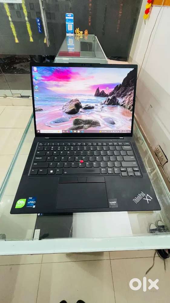 Lenovo ThinkPad X1 Carbon Core i5 12th Generation (Touchscreen)