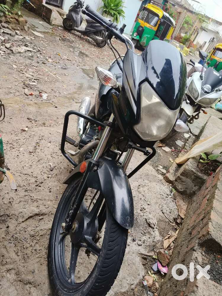 Time pass wale dur rhe gadi mai kch kam. Nhi hai