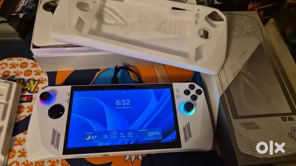 USED 1x ROG Ally 7 120Hz FHD 1080p Gaming Handheld AMD Ryzen Z1