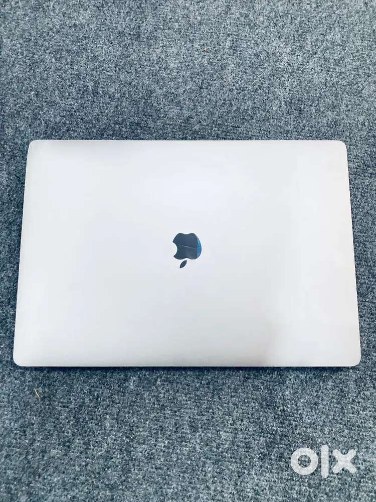 MacBook Pro (i7,16-inch, 2019,16/512)