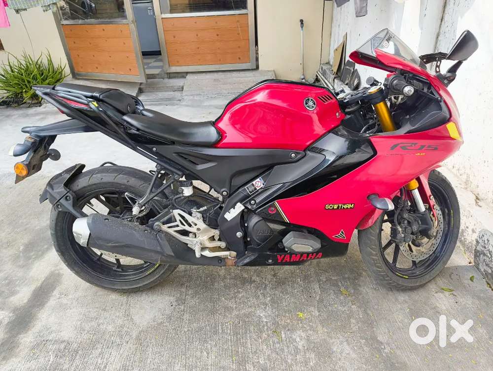 Yamaha R15 V4, Very good Condition