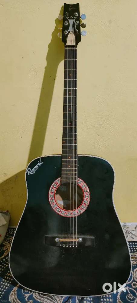Guitar good condition