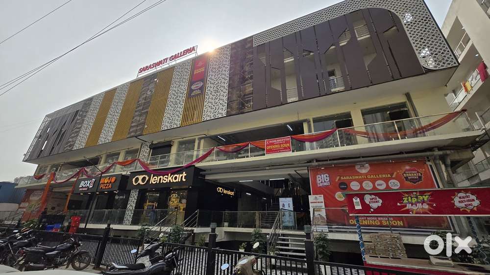 Premium Front Shops  Perfect for Cafe/Salon/Clinic