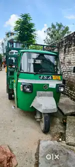 Loader ha kisi ko rent pe chahiye to sampark kare khali hai