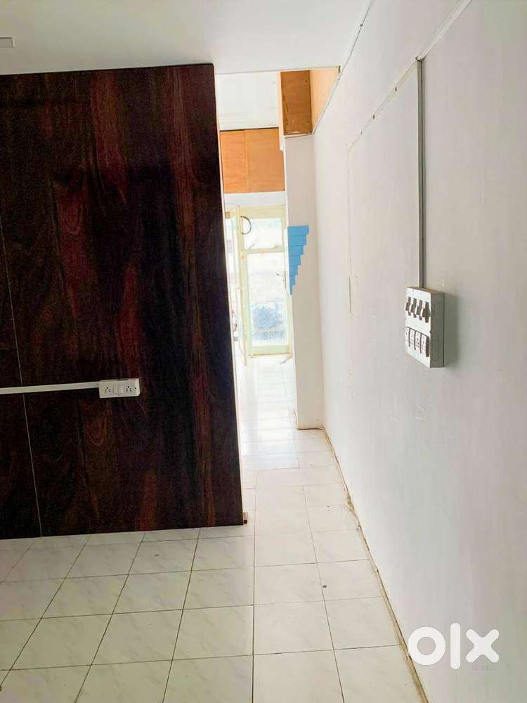 Office/Shop Space for Rent in Ayodhya Towers, Kolhapur Owner Direct