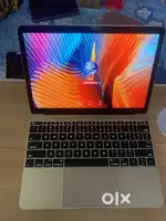Macbook Ratina 8/256gb integrated super fast ssd slimmest laptop