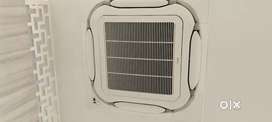DAIKIN CASSETTE AC 3 TON