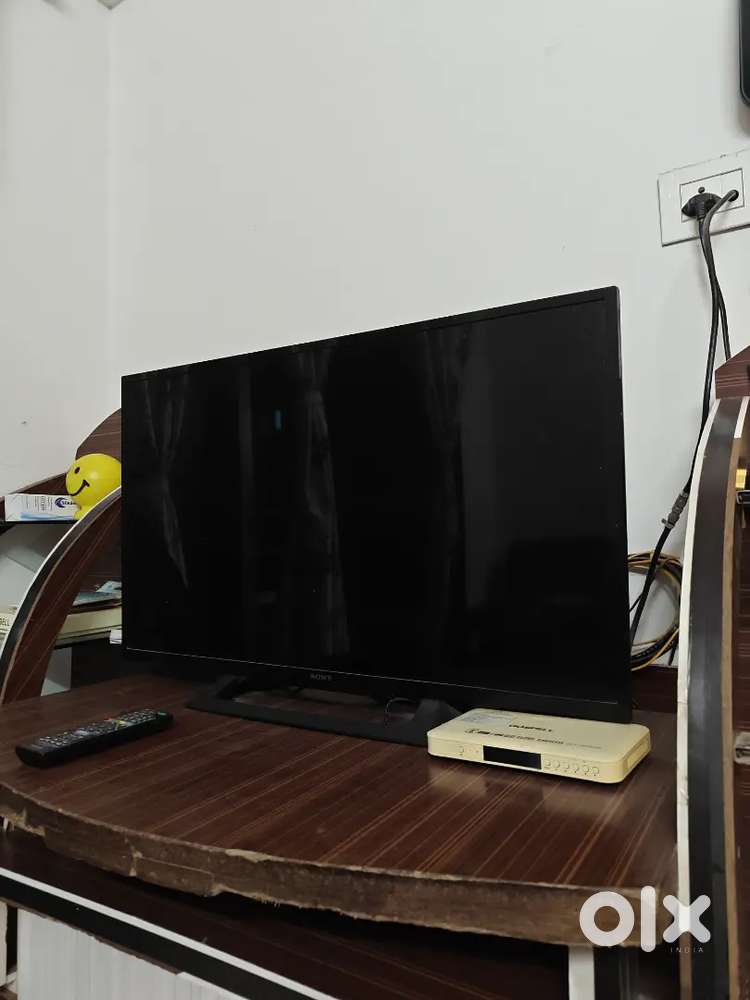 Sony tv 32 incs