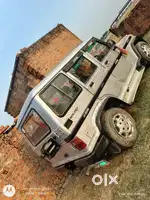 Di 9 seater Mahindra Bolero 2008 Diesel Well Maintained