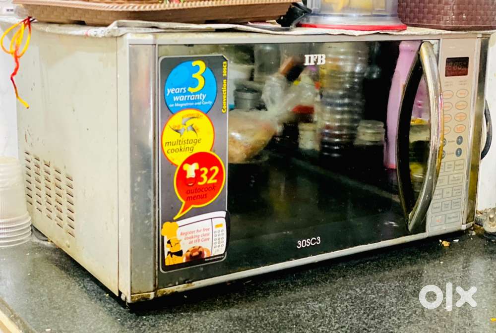Microwave oven