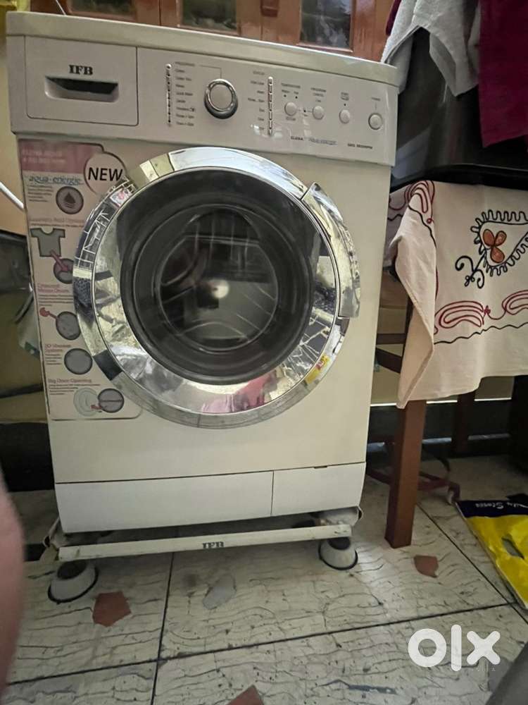 IFB Front Load Washing Machine, Model: ELENA AQUA, 6 kg, 800 rpm