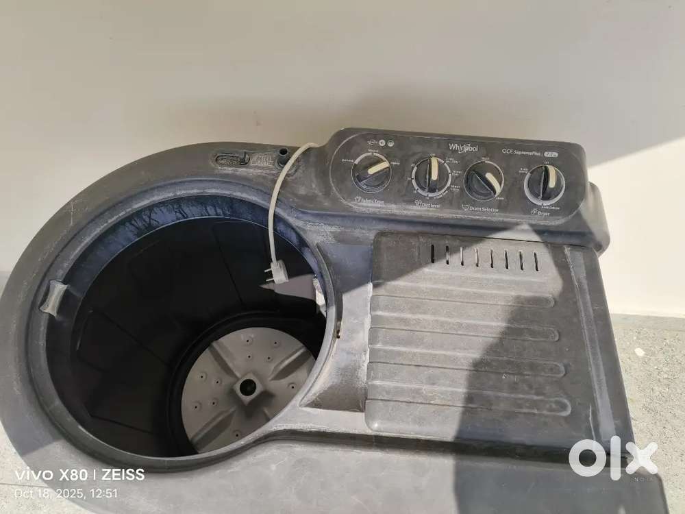 Whirlpool 7.2kg washing machine and voltas Refrigerator 254 liter
