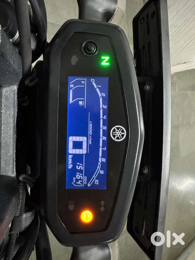Yamaha Fzs