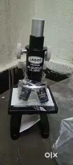 Microscope