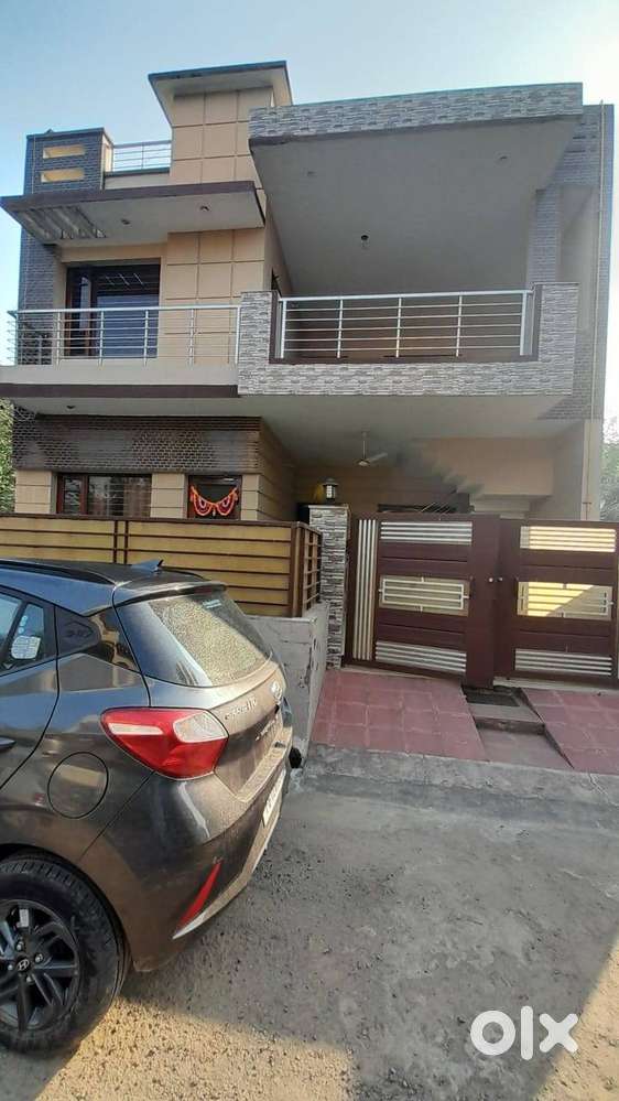 2 BHK Seim-furnished in Suncity Rupnagar