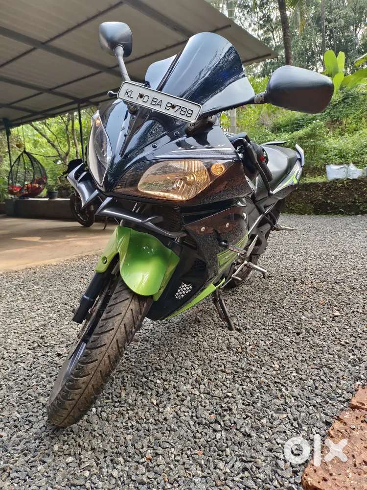 R15 V1s neatly used For sale