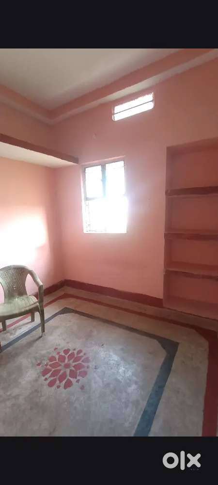 Ek room seprate