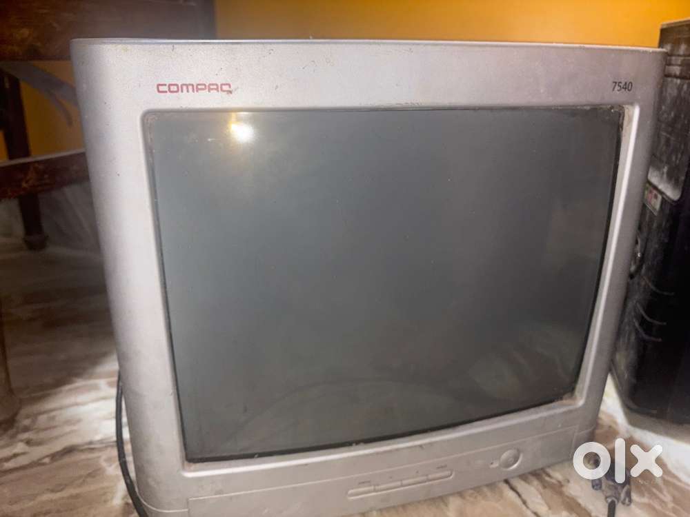 COMPAQ monitor