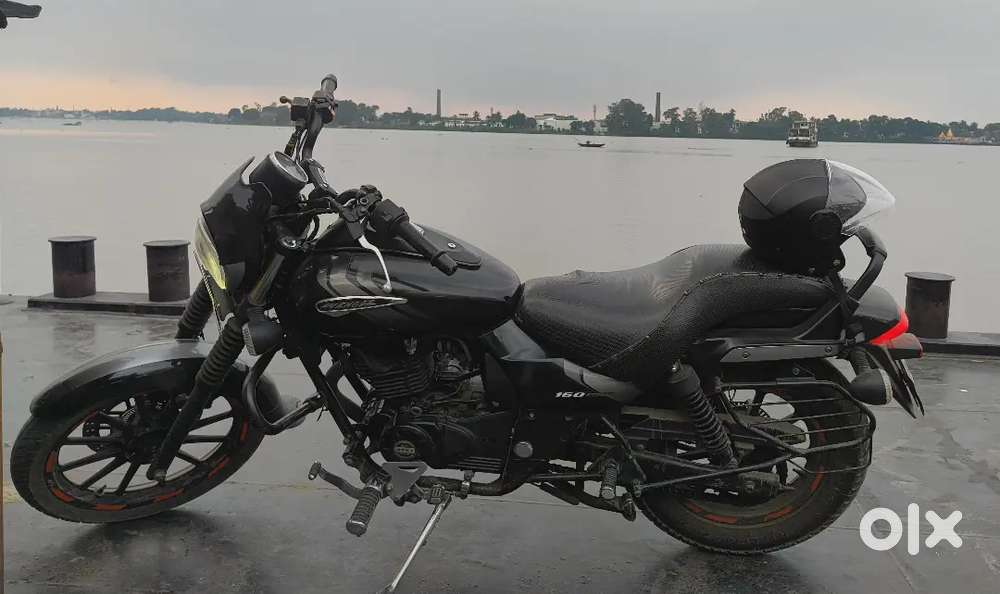 Bajaj Avenger 160 (Bs4)