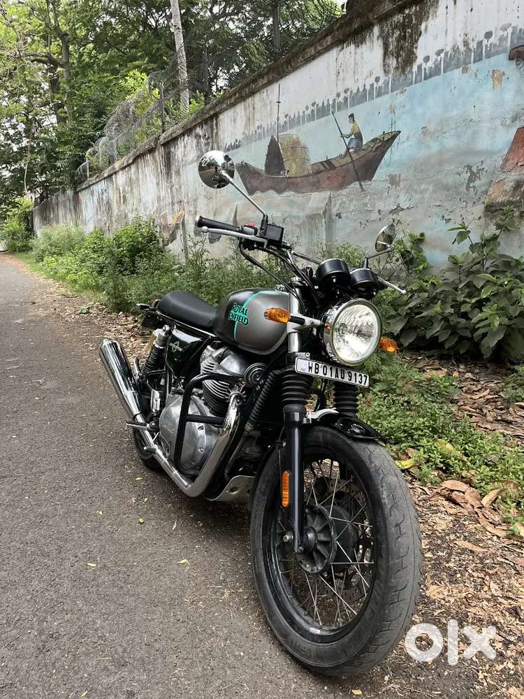 ROYAL ENFIELD INTERCEPTOR 650