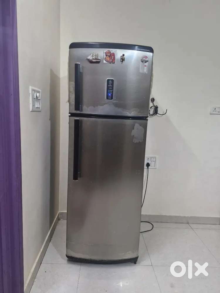 Whirlpool Refrigerator 310 litre 4 star