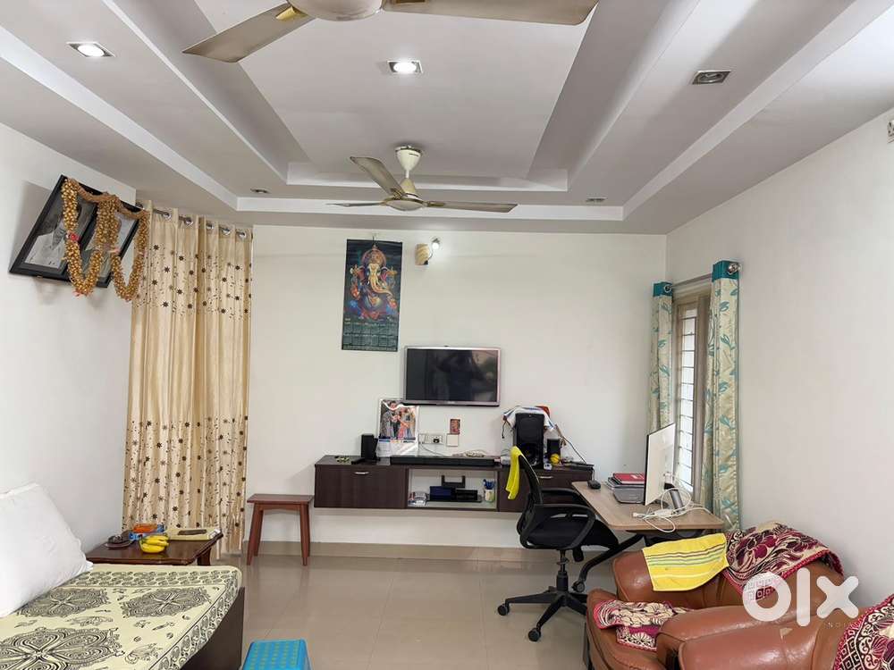 3 BHK Semi-Furnished Flat for Sale in Madhapur, Hyderabad