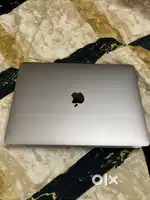 Apple Macbook Air M1