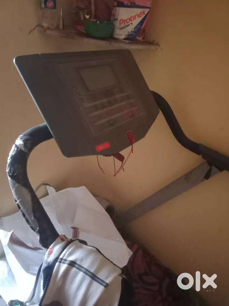 A1TREAD MILL