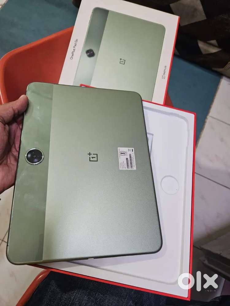 Oneplus Pad go Wifi plus cellular under 6 month warranty bill, box