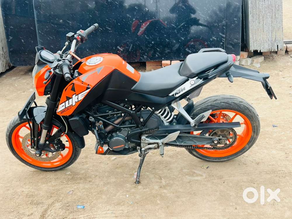 Ktm Duke 200 Bs4 Electric Orange