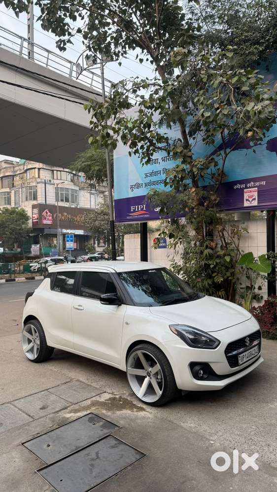 Maruti Suzuki Swift 2024 Petrol Well Maintained
