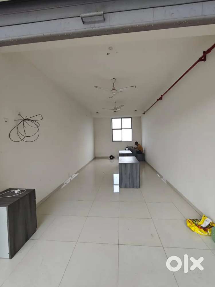 Shop(ground floor) for Rent in GERAS Kadamba Plateau Highwy Old Goa