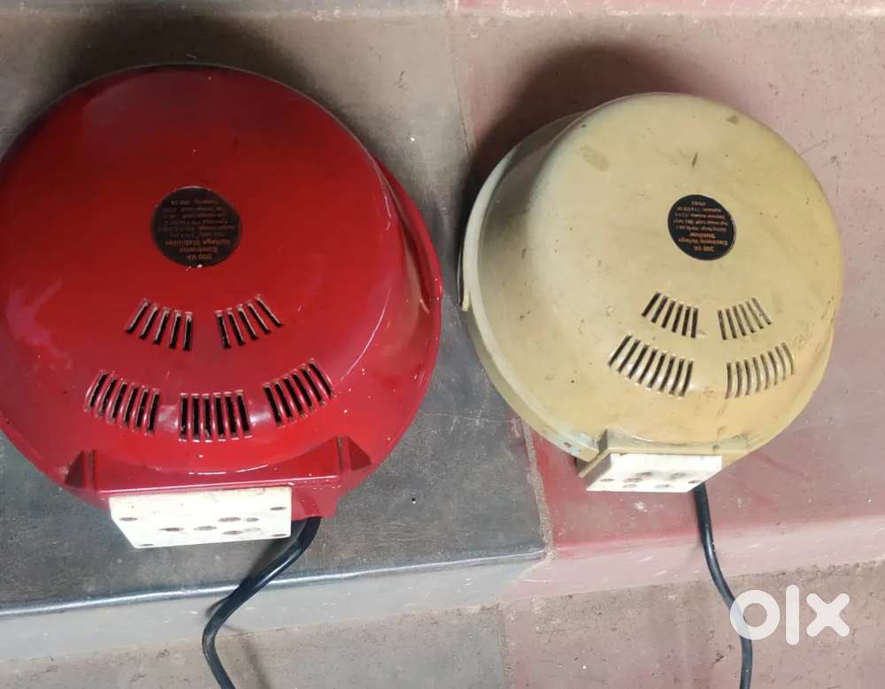 2 NOS ELECTRIC VOLTAGE STABILIZERS