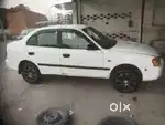 Hyundai Accent 2013 jisko leni h vhi contact Kara time passwala durrha