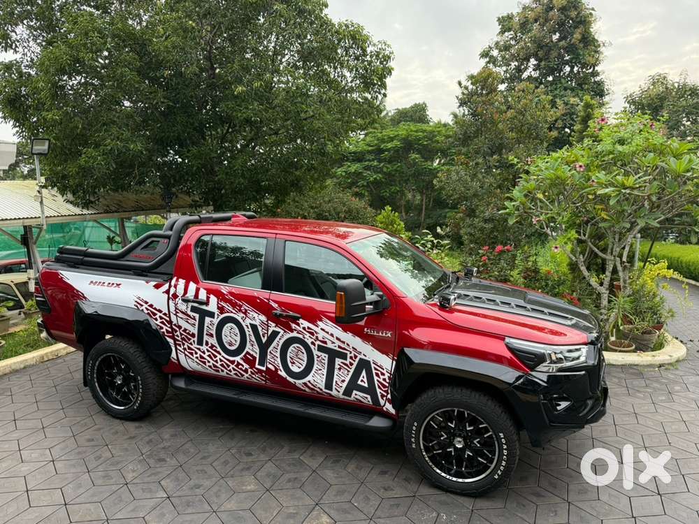 Toyota Hilux 2024 Diesel 2300 Km Driven