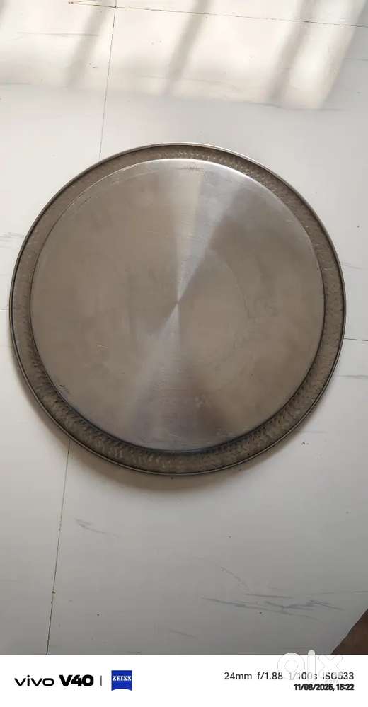 Restaurant thali/plates