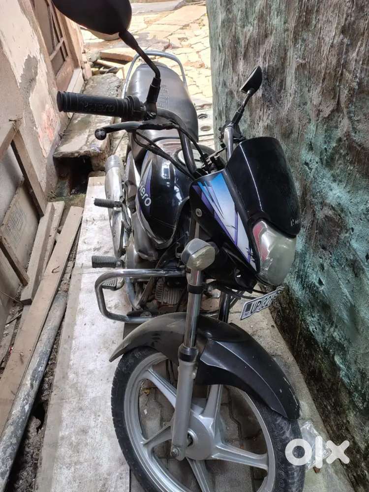 Good condition new back tyar