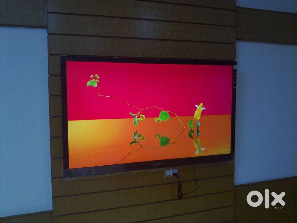 SONY TV FOR SALE - NOT WORKING