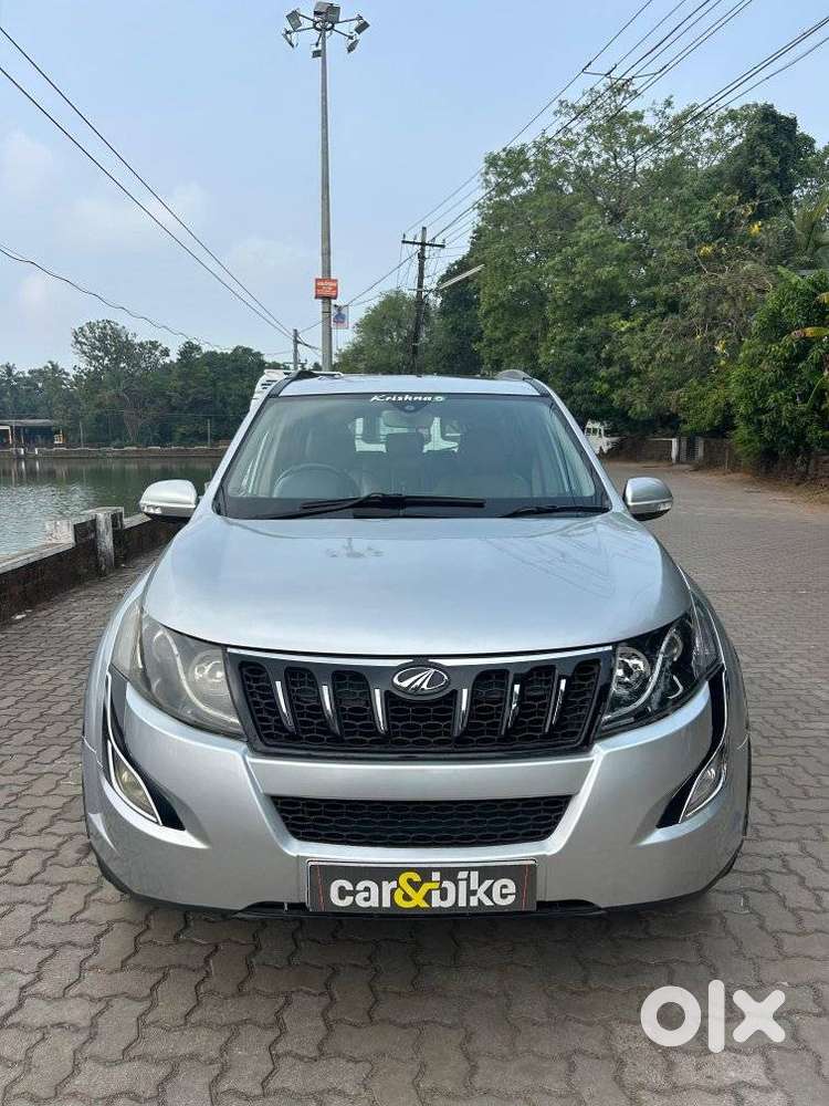 Mahindra XUV500 2.2 W10, 2015, Diesel