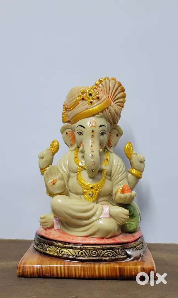 Radium Glow Ganesh Murti/ Figurine in New Condition