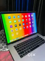 Apple MacBook Pro - i7 (Laptop)