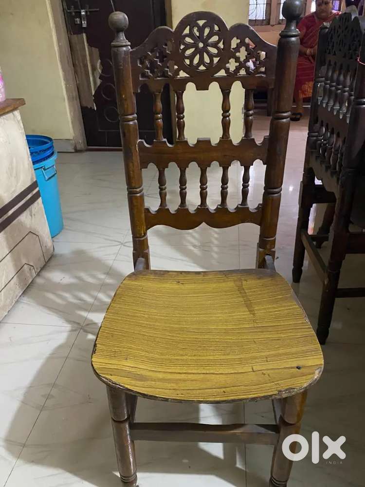 Take wood Dining table with 4chairs