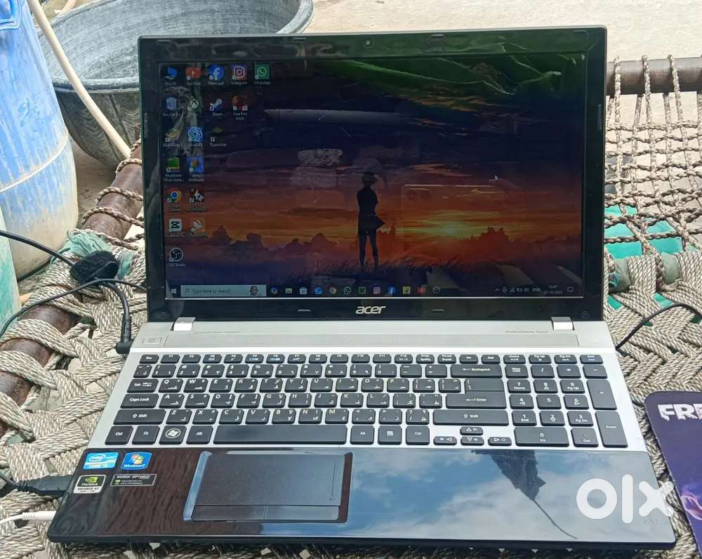 Acer Laptop New Condition i5 3rd Gen Processor Price 8000