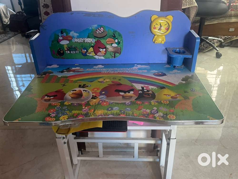 Royal oak kids study table with chair