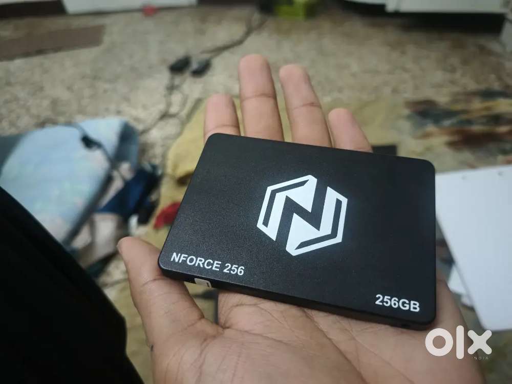 256 GB ssd