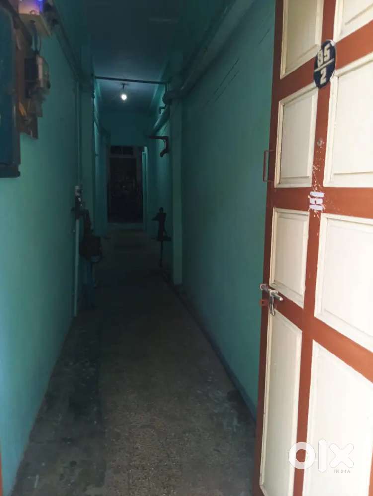 School college Bus stand all near by area