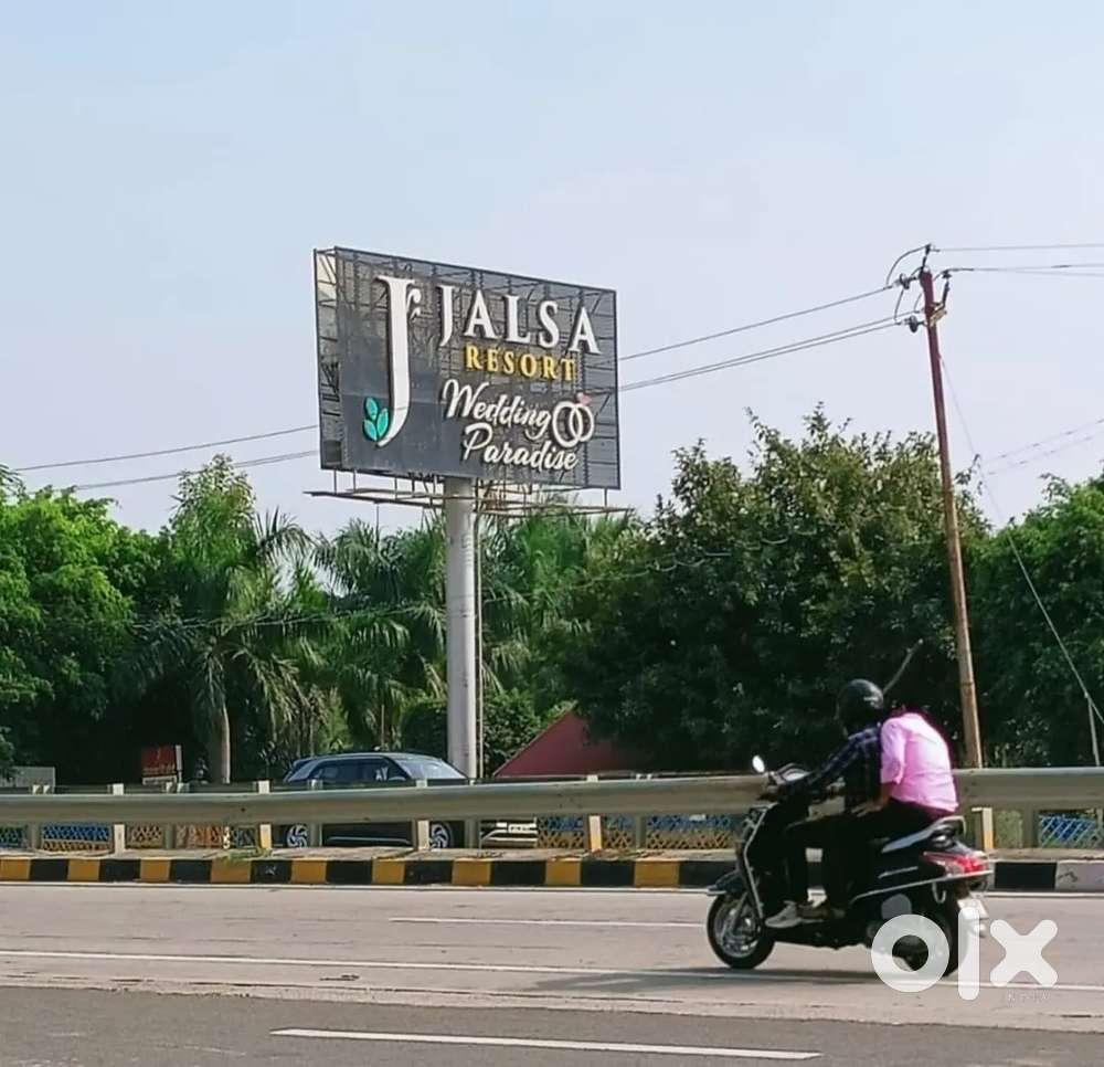 सुल्तानपुर हाइवे पर जलसा रिसॉर्ट किसान पथ पर आवासीय प्लॉट